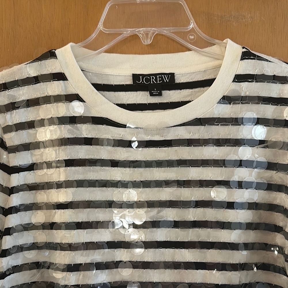 J.Crew Women’s Broken In Jersey Striped Sequin Tee Top Black White Size Small - Picture 3 of 8